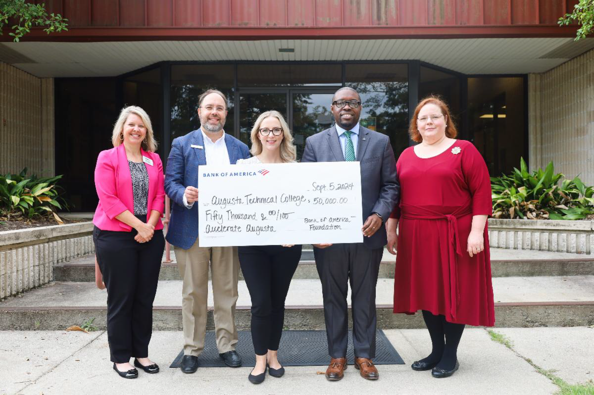 L-R: Julie Langham, Vice President, Economic Development, ATC; Ora Parrish, Marketing President, Bank of America; Marissa Smith, SVP, Marketing Executive, Bank of America; Dr. Jermaine Whirl, President, ATC; Cheryl Ciucevich, Vice President, Institutional Advancement, ATC