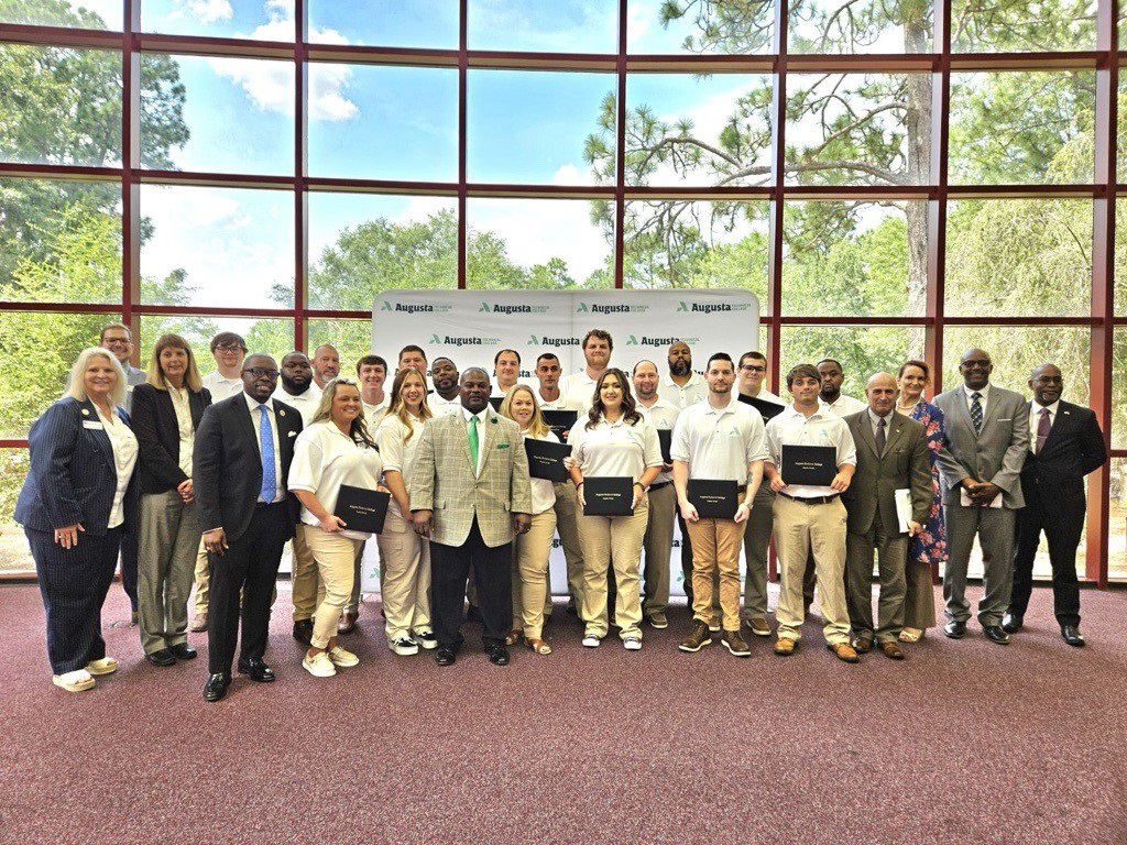 Savannah River Site Apprenticeship School inaugural Nuclear Operator Apprenticeship program class with Dr. Whirl.